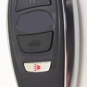 „Subaru“ belaidis išmanusis raktas baltame fone, skirtas transporto priemonės apsaugai ir nuotoliniam valdymui.